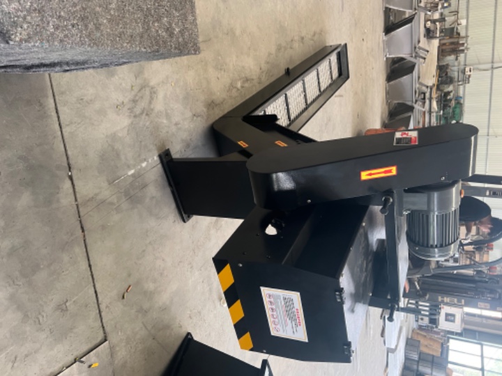 Băng tải chip CNC